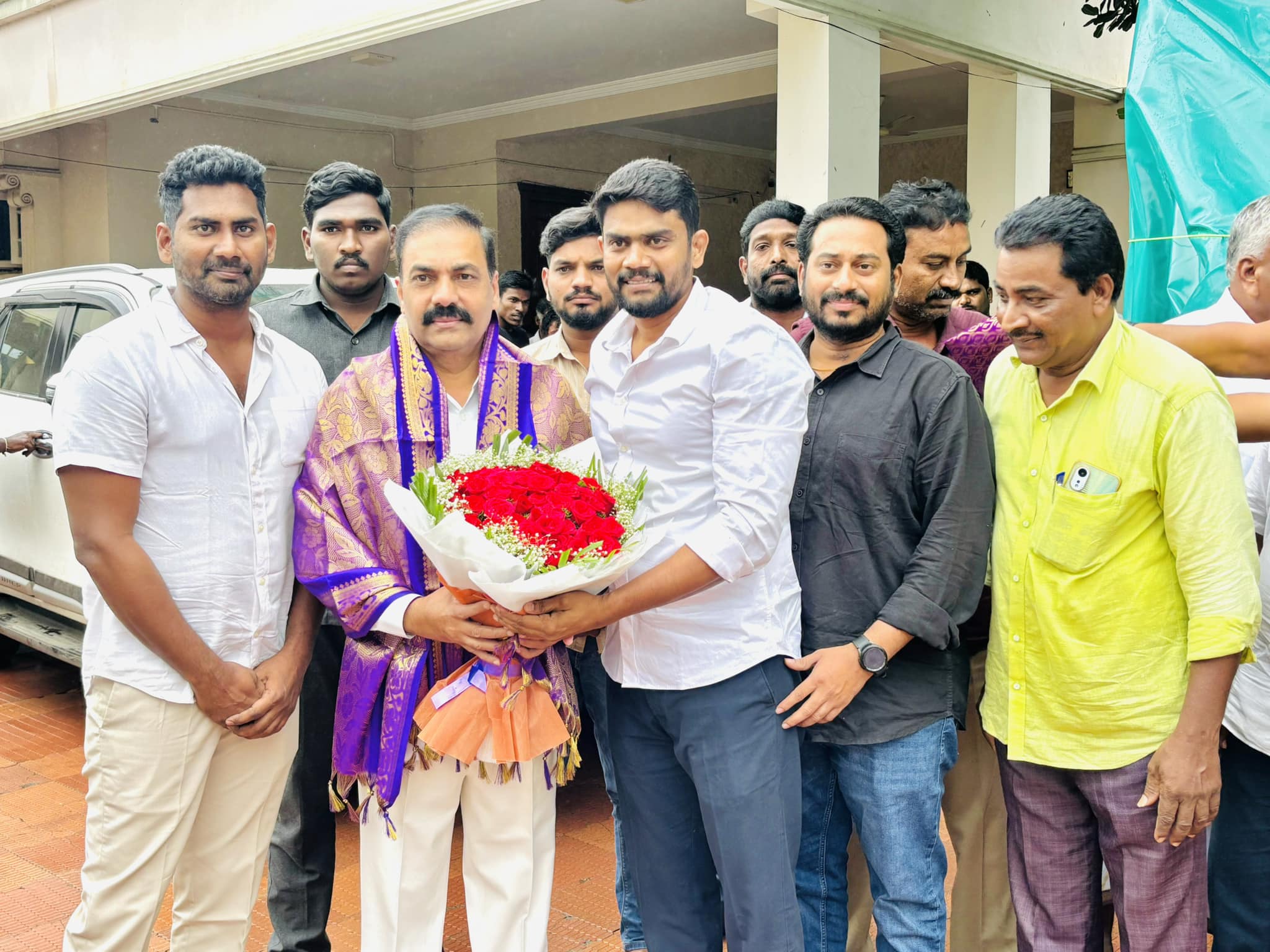 నియోజకవర్గం - చిత్రం 329