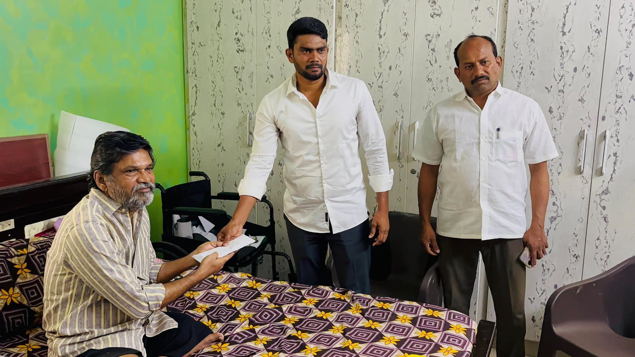 ఇతరం - చిత్రం 426