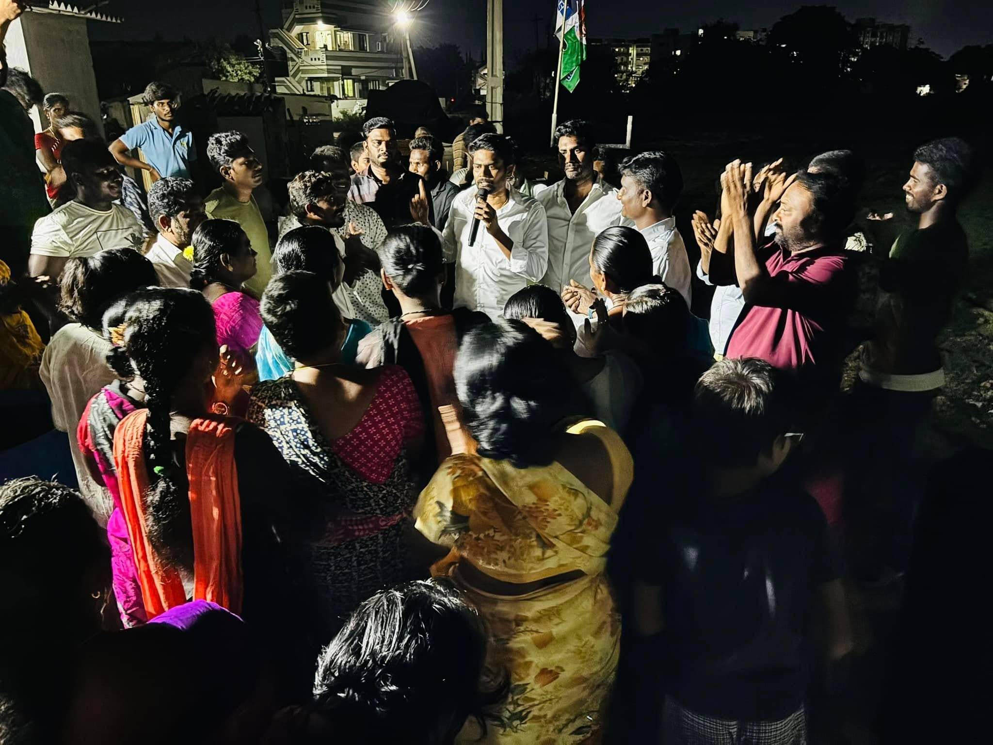 కల్యాణ శిబిరం - చిత్రం 249