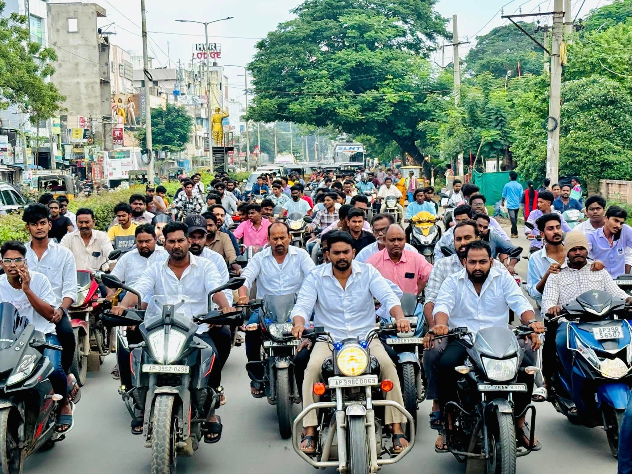 కల్యాణ శిబిరం - చిత్రం 252